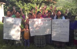 Kundgebung in einer indigenen Gemeinde 